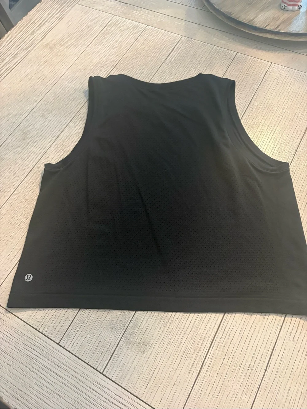 lululemon athletica lululemon swiftly